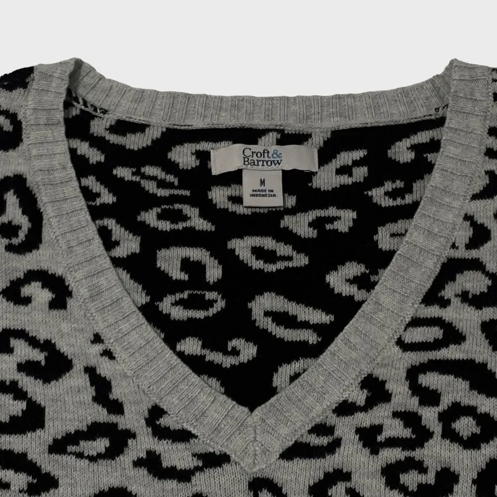 Croft & Barrow Leopard Print Sweater Gray Size Medium Womens Animal Print V-Neck - Picture 2 of 12